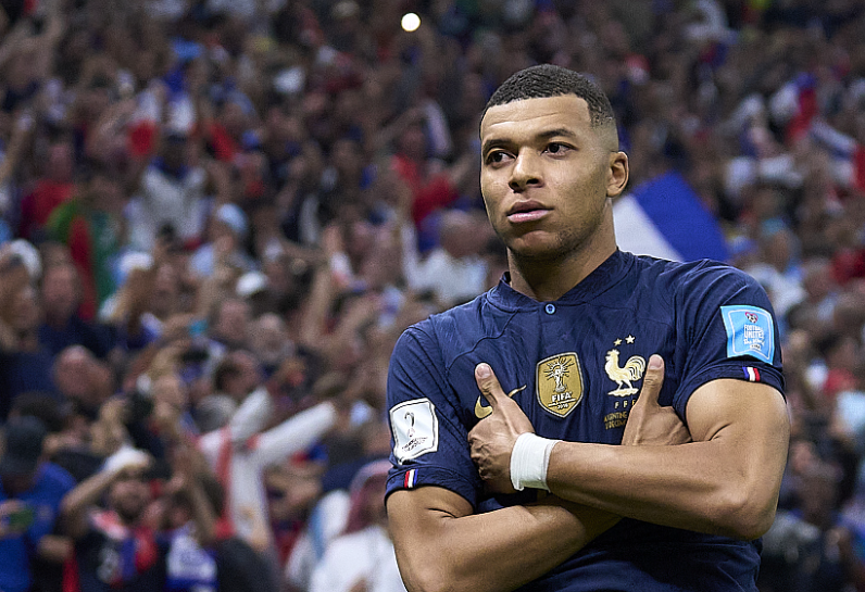 姆巴佩等谈足球场上攻防角色与球员职责